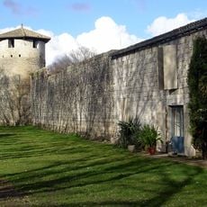 Enceinte et tours de Vianne