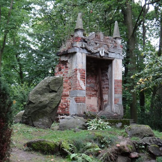 Gothic Ruin in Arkadia Park