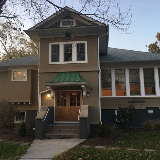 Laurel Avenue School