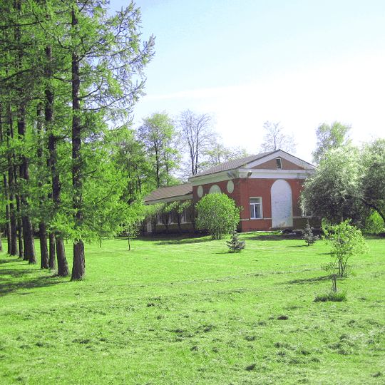 Восточный флигель