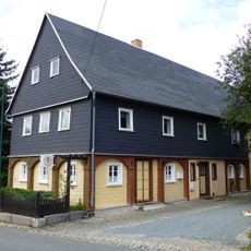 Obere Hauptstraße 9