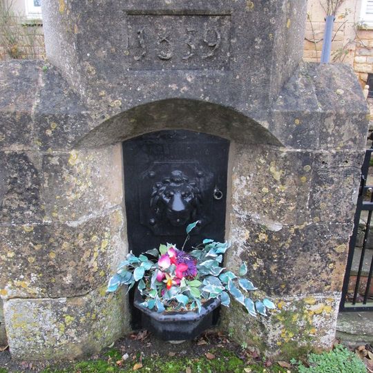 Conduit Head Immediately South Of Nos 5 And 7