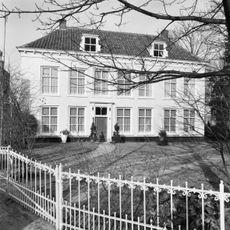 Dorpsstraat 2, Zoelmond