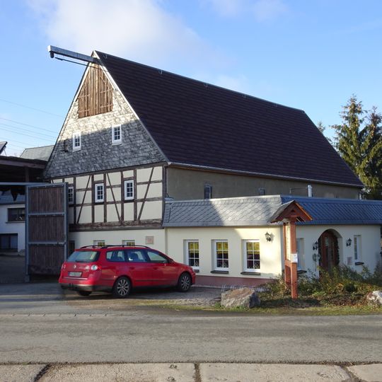 Ehemaliges Wohnstallhaus, heute Seitengebäude eines Vierseithofes Goetheweg 120
