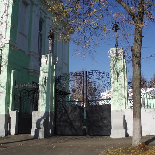 Ограда с воротами