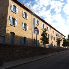 Caserna de la colònia Santa Maria