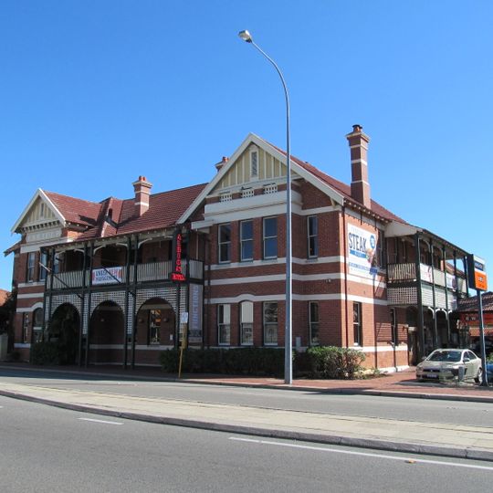 Albion Hotel, Cottesloe