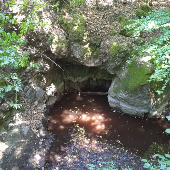 Sárkányfürdő Cave