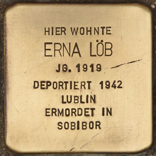 Stolperstein für Erna Löb