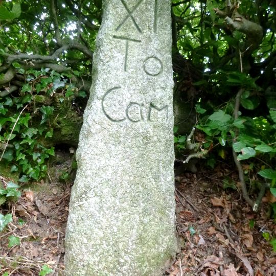Milestone, above Badharlick Mill