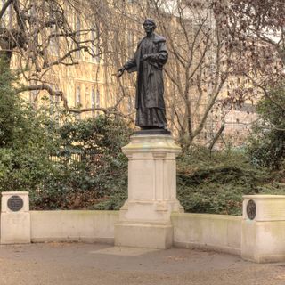 Emmeline and Christabel Pankhurst Memorial