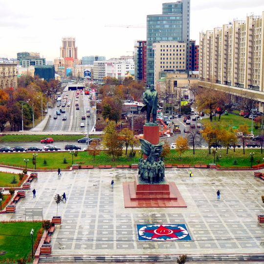 Kaluzhskaya Square