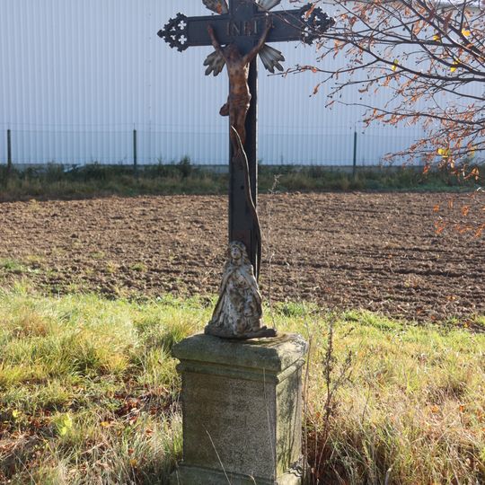 Kříž u silnice 152 v Hrotovicích