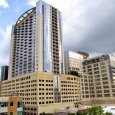 Solaire at the Plaza