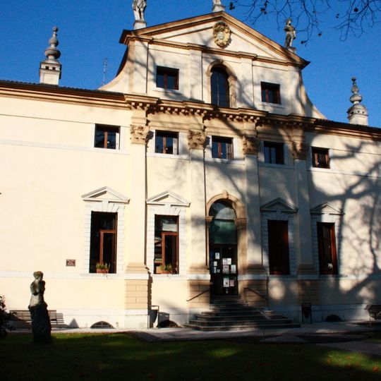Biblioteca civica Villa Valle