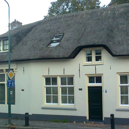 Broederschapshuisjes