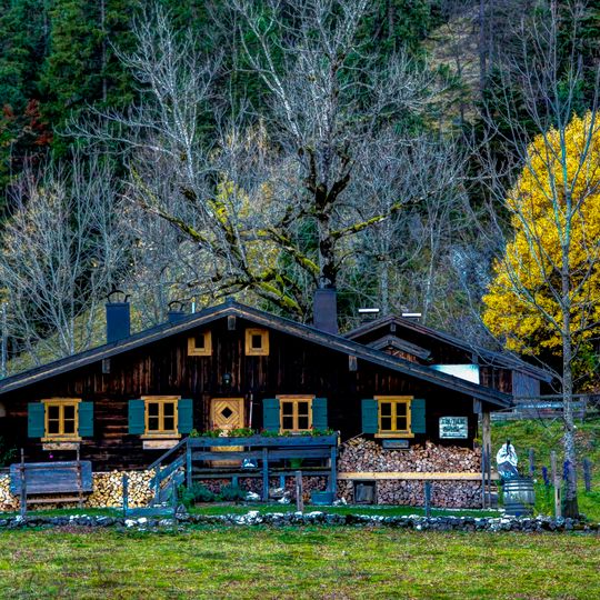 Alm, sogenannte Mitteralm oder auch Mail-Alm