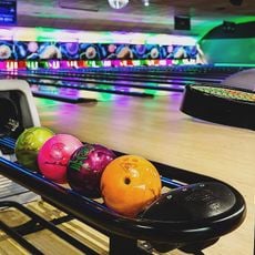Woodmere Lanes