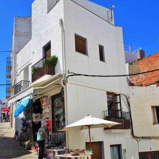 House at 8 Sants Màrtirs street