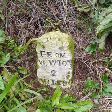 Milestone, Shaldon Road, 20m W of jct with Hackney Lane to Lower Netherton