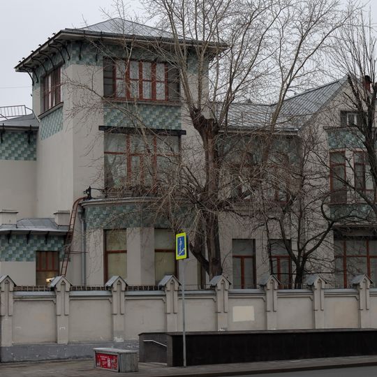 Садовая-Спасская улица 2 c1