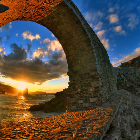 San Juan de Gaztelugatxe bridge