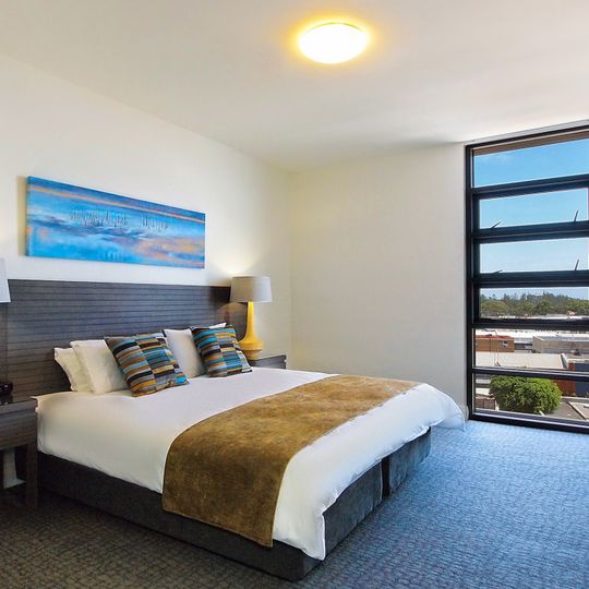 Oaks Redcliffe Mon Komo Suites