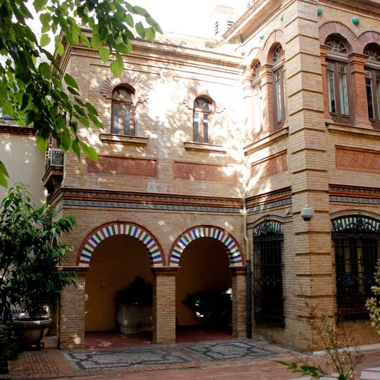 Palais des Comtes de la Jarosa