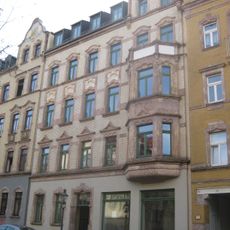 Mietshaus in geschlossener Bebauung Ludwig-Kirsch-Straße 22