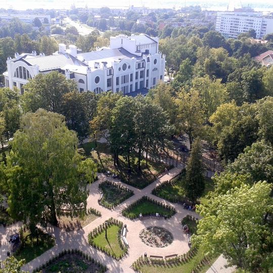 Ziemeļblāzmas kultūras nama apbūves ansamblis ar parku