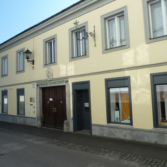 Wohnhaus, der Südtrakt als Gartenpalais