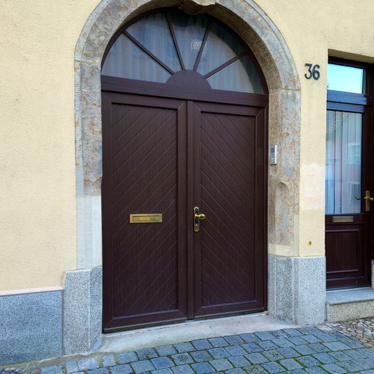 Gate Leipziger Straße 36