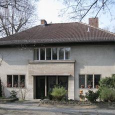 Wohnhaus & Ateliergebäude Auf dem Grat 38