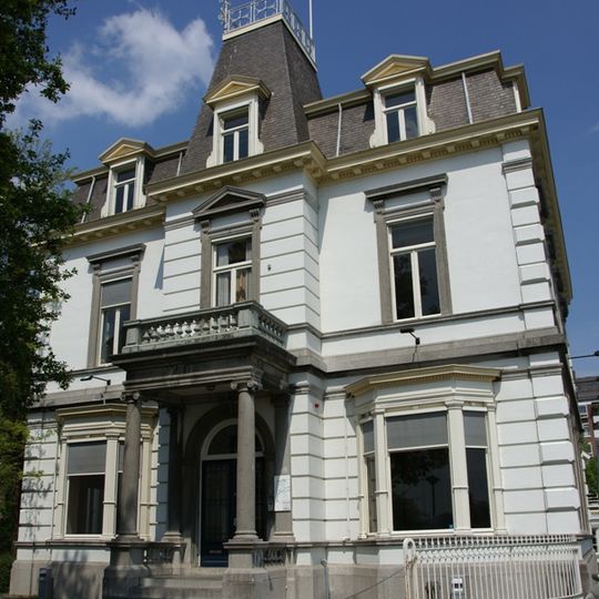 Villa Lhoëst