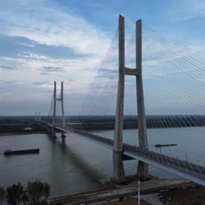 Bianyuzhou Yangtze River Bridge