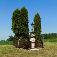Kříž severně od Bystré u silnice na Humpolec