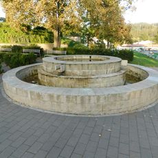 Fontána na náměstí 5. května v Kynšperku nad Ohří