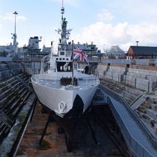 HMS M33