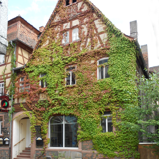 Wohn- und Geschäftshaus