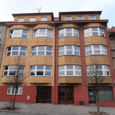 Slovanské náměstí 6 a 6a