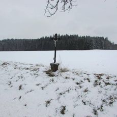 Kříž jižně od Svépravic u odbočky do Kojčic