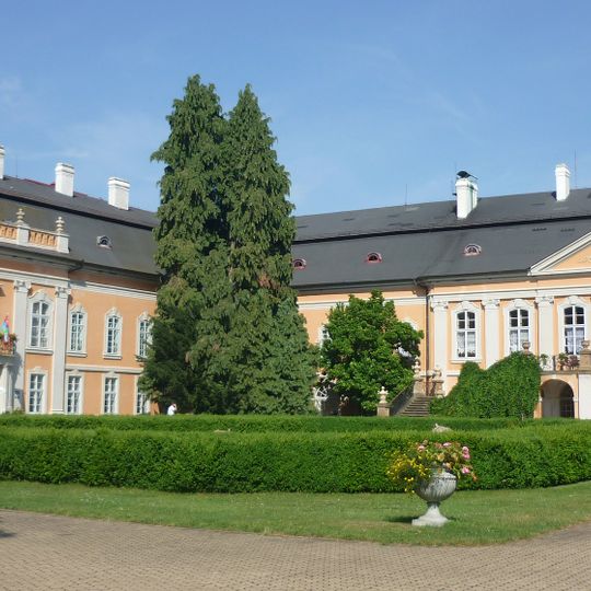 Petrohrad Castle
