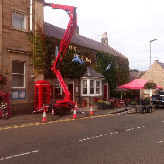 The Besom Inn, 75 High Street