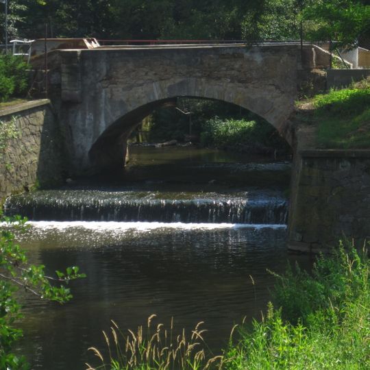 Stone bridge of road III/3292 over the Výrovka in Radim