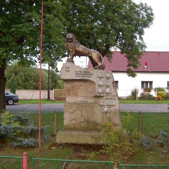 Pomník padlým ve Zdemyslicích
