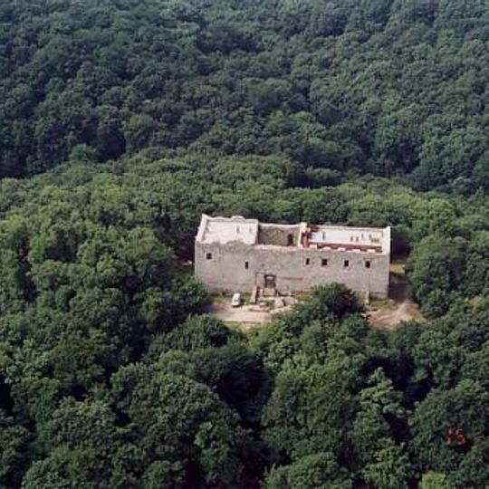Várgesztes Castle