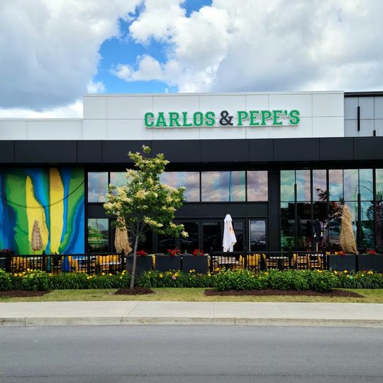 Carlos & Pepe's