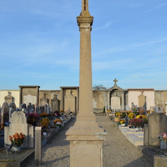 Cemetery cross of Mas Rillier