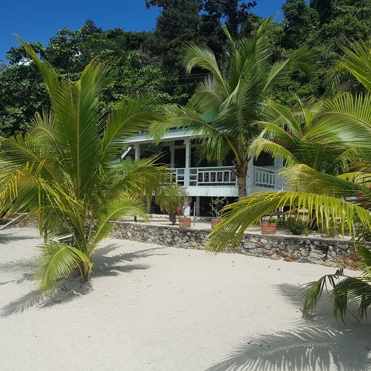 Pacific Villa White Sand Beach Resort