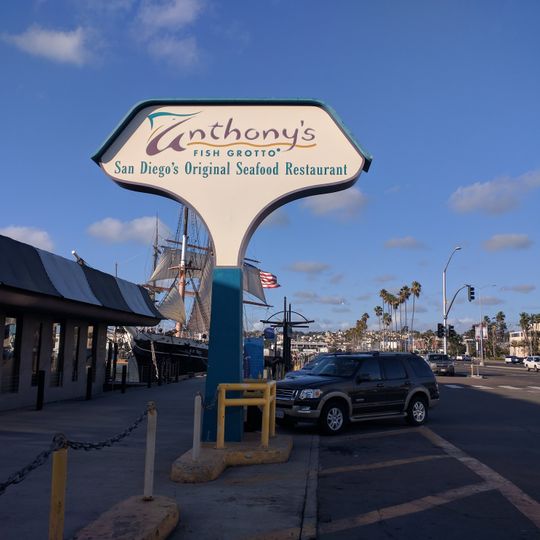 Anthony's Fish Grotto